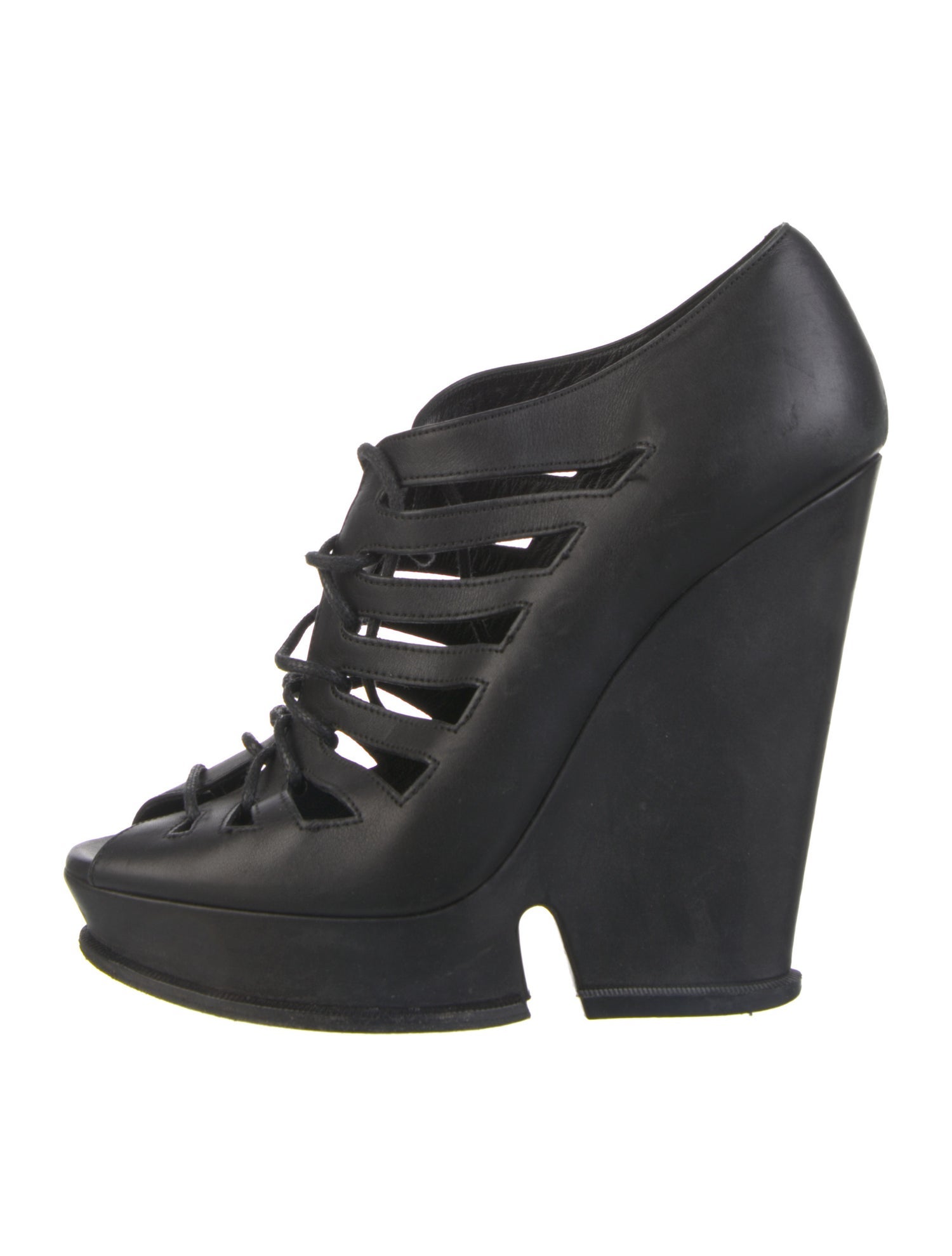 Yves Saint Laurent Leather Gladiator Sandals