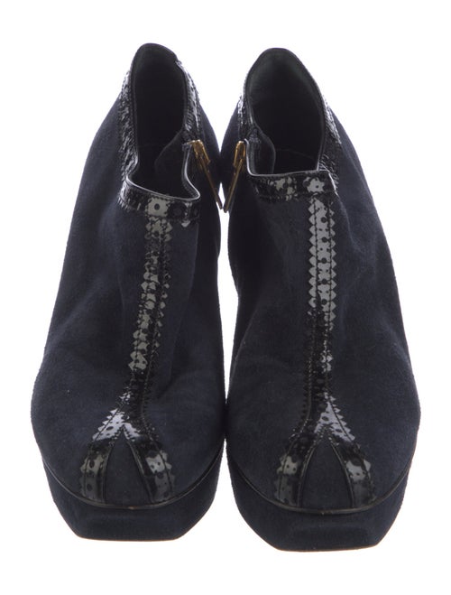 Yves Saint Laurent Suede Pumps