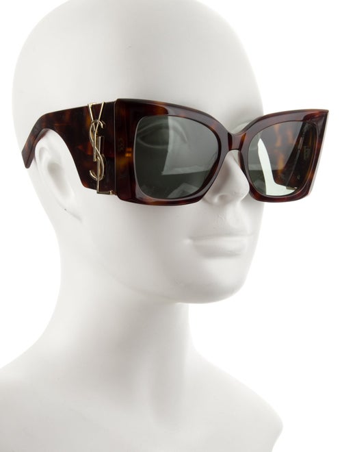 Yves Saint Laurent Square Tinted Sunglasses