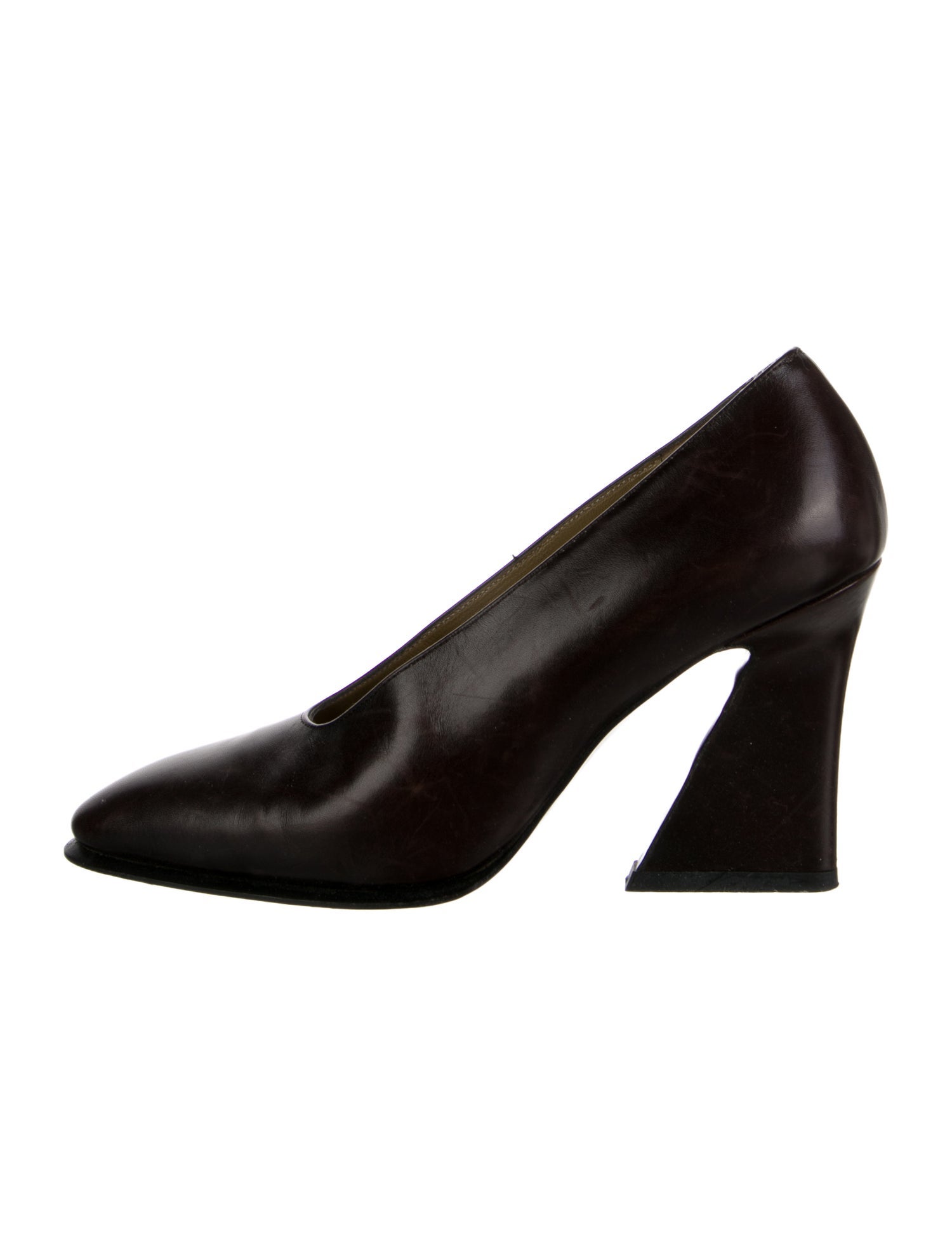 Yves Saint Laurent Leather Pumps