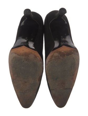 Yves Saint Laurent Suede Pumps