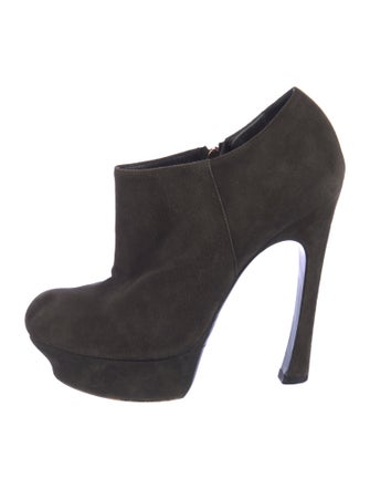 Yves Saint Laurent Rive Gauche Suede Pumps