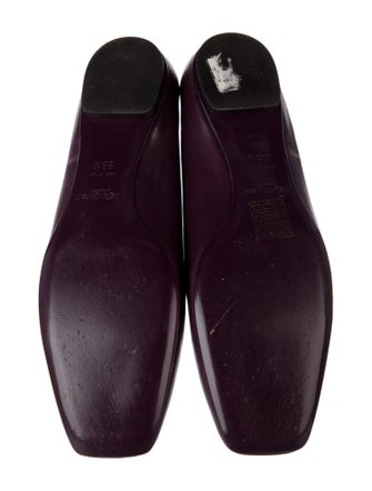 Yves Saint Laurent Leather Flats