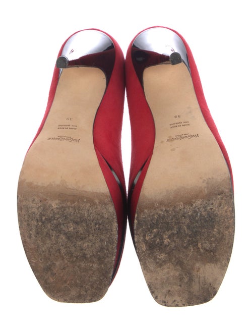 Yves Saint Laurent Suede Pumps