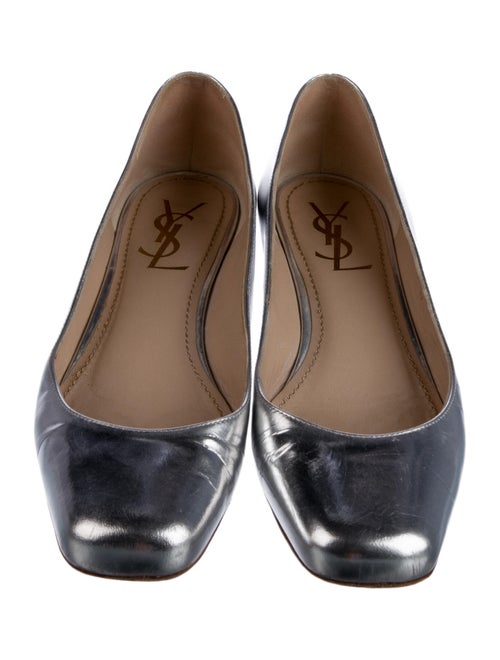 Yves Saint Laurent Leather Flats