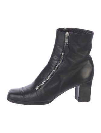 Yves Saint Laurent Leather Boots