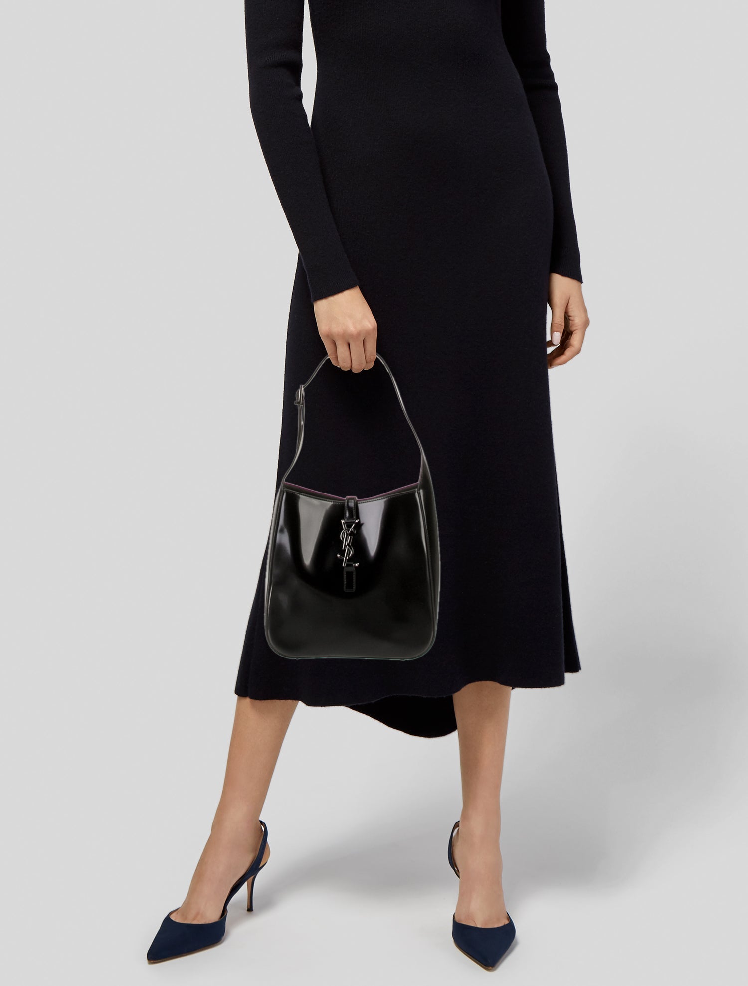 Saint Laurent Patent Leather Le 5 à 7 Large 2023