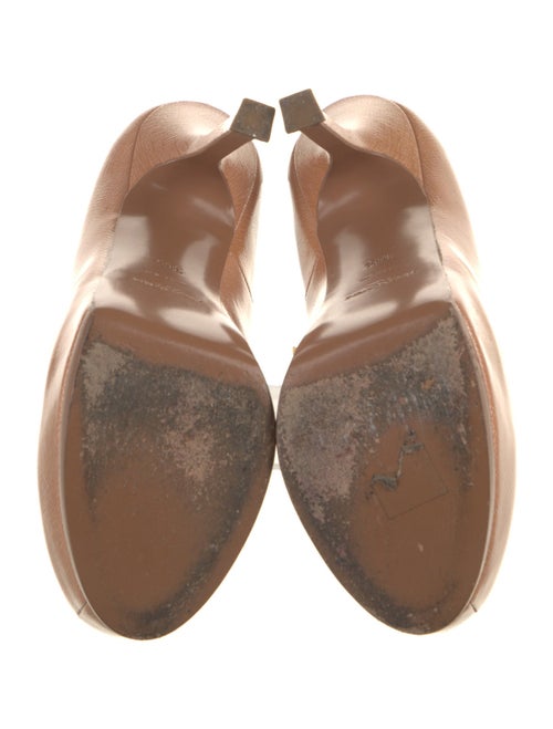 Yves Saint Laurent Rive Gauche Patent Leather Pumps