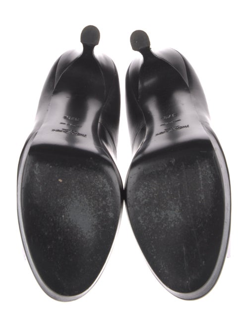 Yves Saint Laurent Rive Gauche Leather Pumps