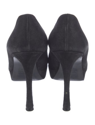 Yves Saint Laurent Suede Pumps