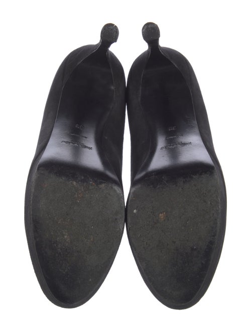 Yves Saint Laurent Suede Pumps