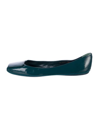 Yves Saint Laurent Patent Leather Flats
