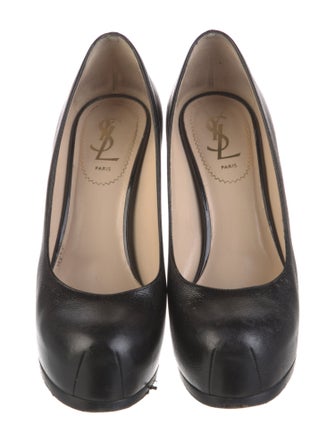 Yves Saint Laurent Leather Pumps