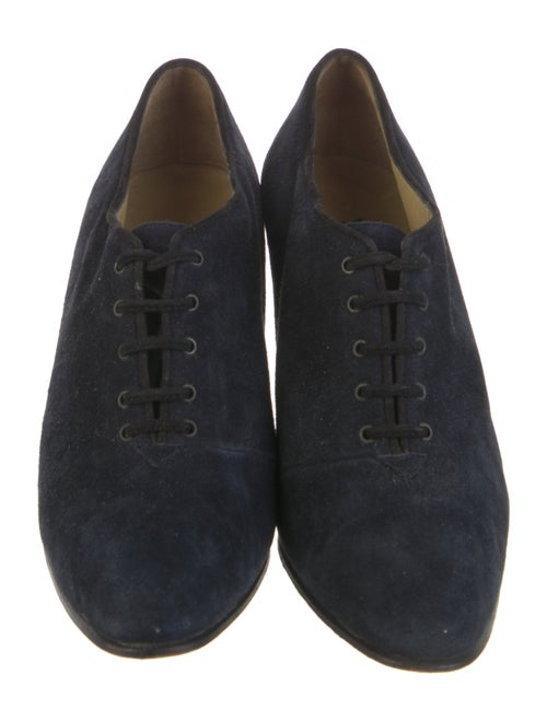 Yves Saint Laurent Suede Pumps