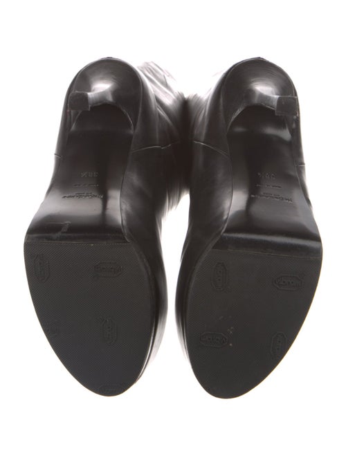Yves Saint Laurent Leather Boots