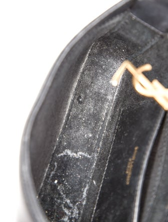 Saint Laurent Leather Le 5 à 7 Mini 2022