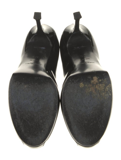 Yves Saint Laurent Patent Leather Pumps