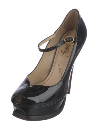 Yves Saint Laurent Patent Leather Pumps