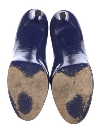 Yves Saint Laurent Patent Leather Pumps