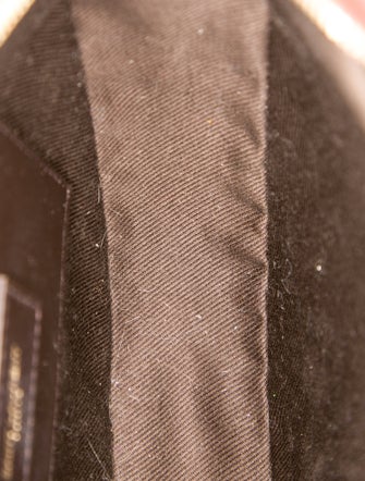 Saint Laurent Leather Le Monogramme Cœur 2022