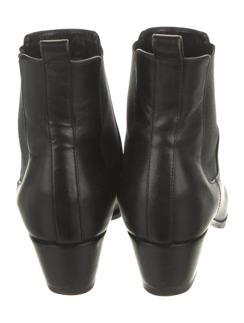 Yves Saint Laurent Leather Chelsea Boots