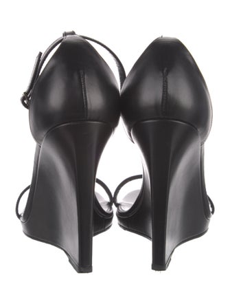 Yves Saint Laurent Leather Sandals