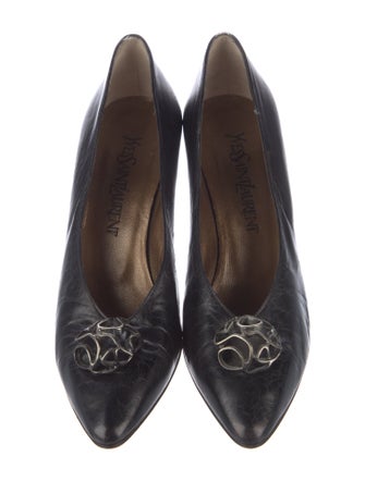 Yves Saint Laurent Leather Pumps