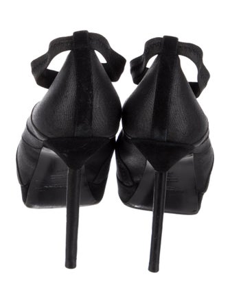 Yves Saint Laurent T-Strap Pumps