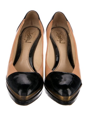 Yves Saint Laurent Leather Pumps