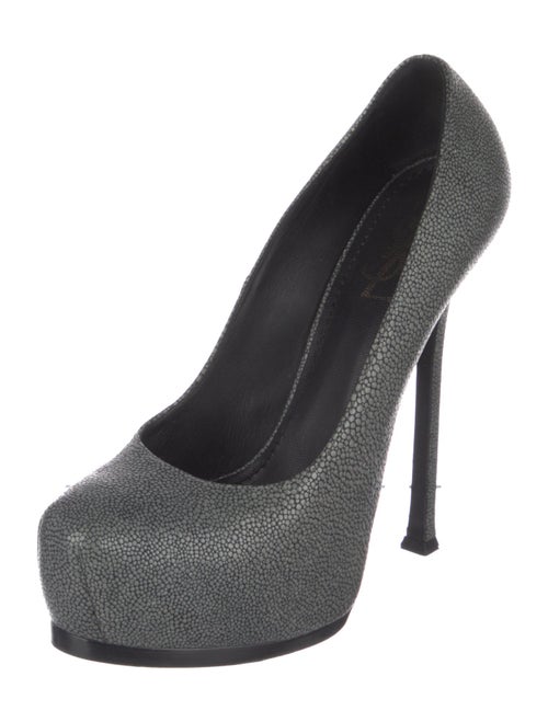 Yves Saint Laurent Leather Pumps