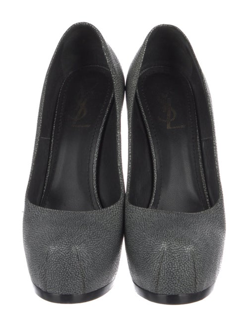 Yves Saint Laurent Leather Pumps