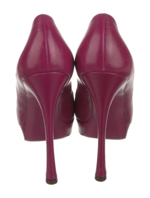 Yves Saint Laurent Leather Pumps