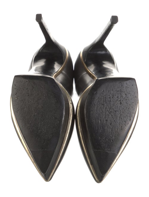 Yves Saint Laurent Leather Pumps