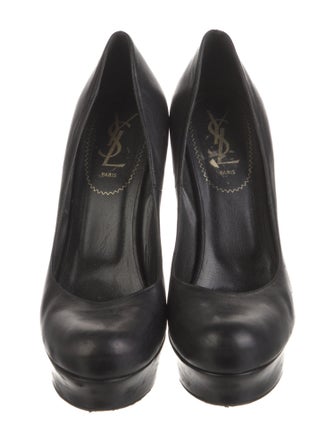 Yves Saint Laurent Leather Pumps