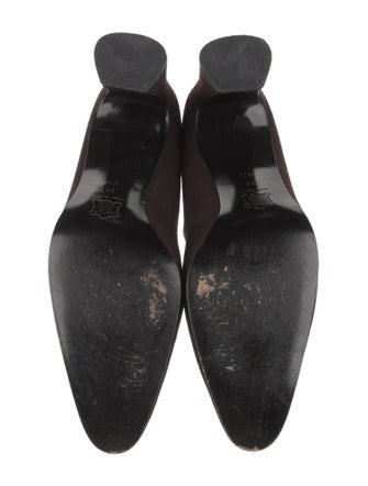 Yves Saint Laurent Suede Pumps