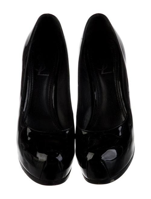 Yves Saint Laurent Patent Leather Pumps