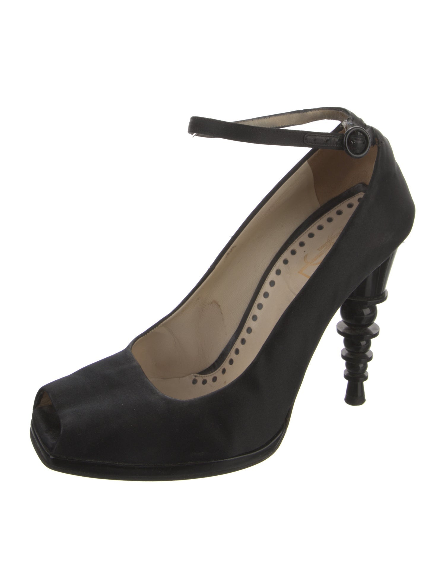 Yves Saint Laurent Satin Pumps