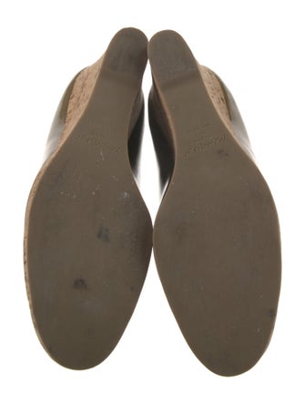 Yves Saint Laurent Patent Leather Pumps