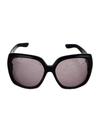Yves Saint Laurent Oversize Tinted Sunglasses