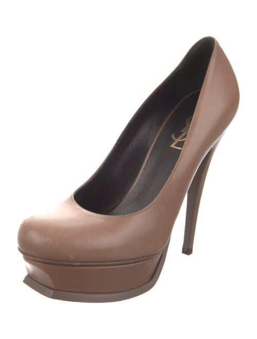 Yves Saint Laurent Leather Pumps