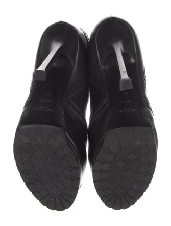 Yves Saint Laurent Leather Lace-Up Boots