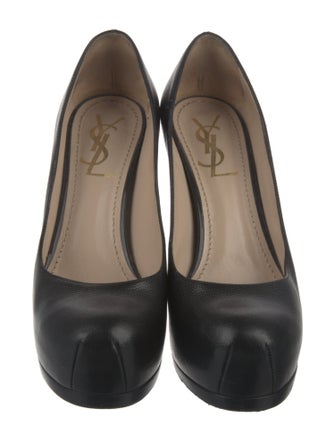 Yves Saint Laurent Leather Pumps