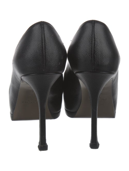 Yves Saint Laurent Leather Pumps