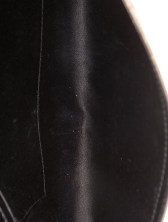 Yves Saint Laurent Leather Clutch