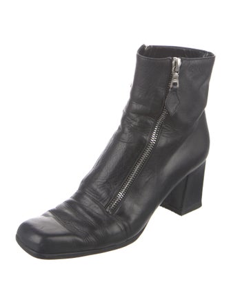 Yves Saint Laurent Leather Boots