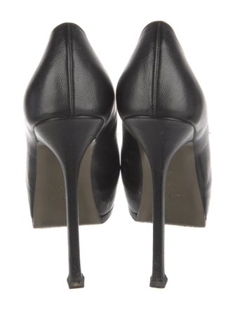 Yves Saint Laurent Leather Pumps