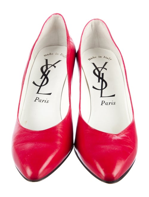 Yves Saint Laurent Leather Pumps
