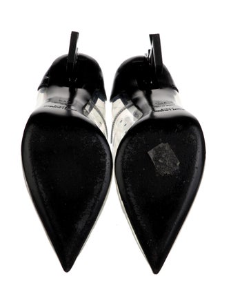 Yves Saint Laurent Patent Leather Pumps