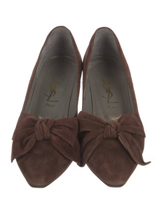 Yves Saint Laurent Suede Pumps