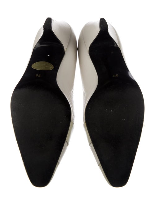 Yves Saint Laurent Leather Bow Accents Pumps